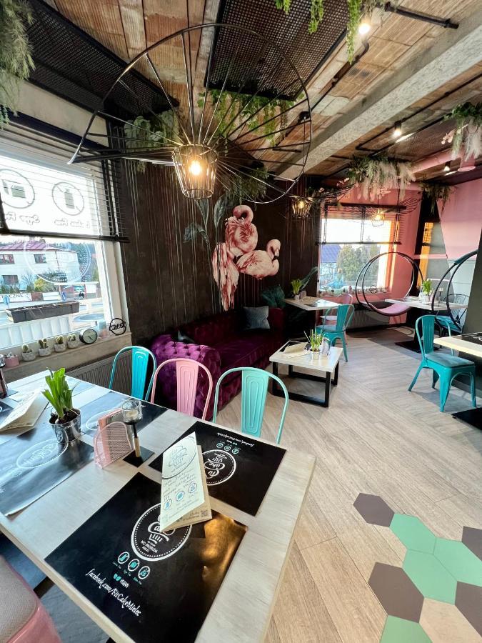 Global Home - Aparthotel - No Contact Check In 梅莱茨 外观 照片