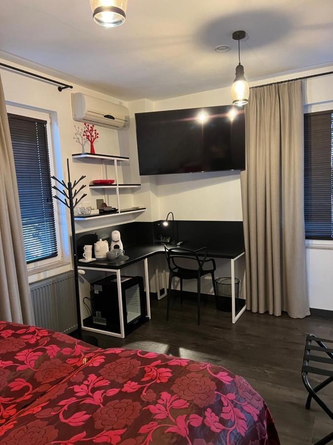 Global Home - Aparthotel - No Contact Check In 梅莱茨 外观 照片