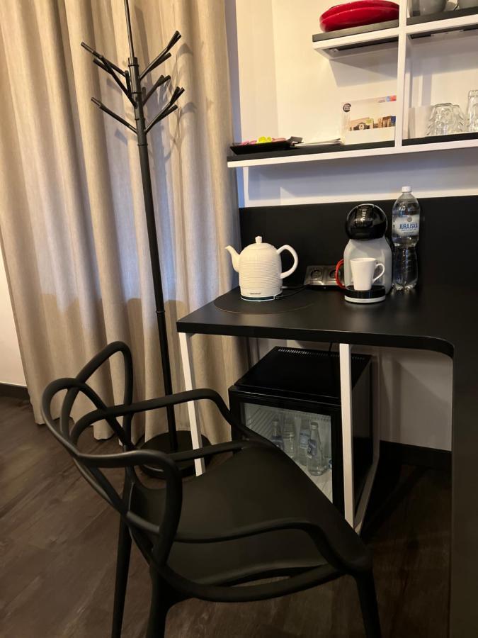 Global Home - Aparthotel - No Contact Check In 梅莱茨 外观 照片